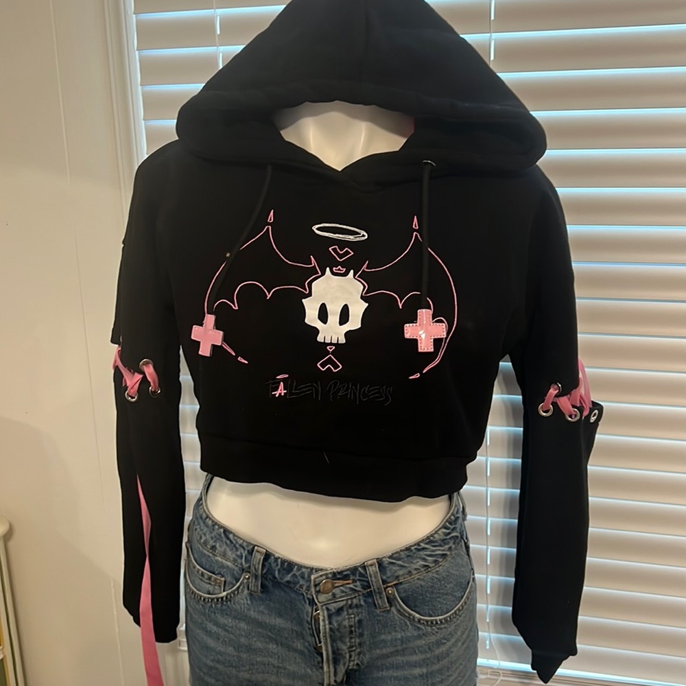 Alex princess crop top